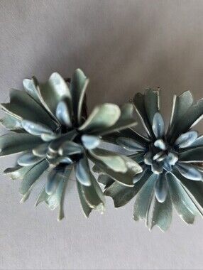Vtg 1960s Enamel Chicory Flower Clip On Earrings Sage Green Blue Lisner